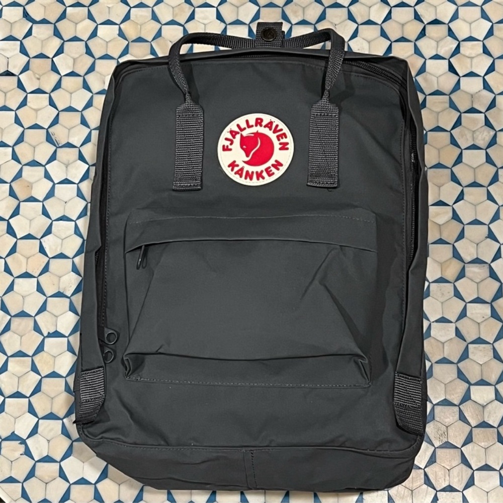 New- FjallRaven Kanken Classic 550 Black Backpack.